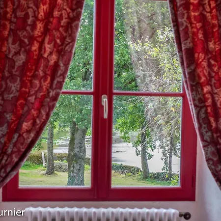 住宿加早餐酒店 Logis De La Rouliere La Chapelle-Bertrand