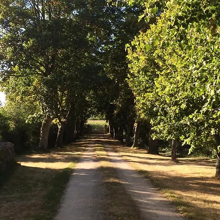 Logis De La Rouliere 3* La Chapelle-Bertrand