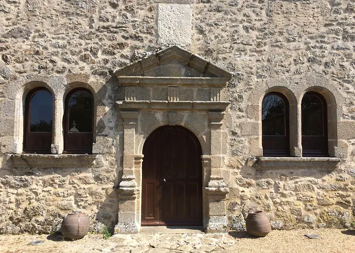 Logis De La Rouliere 3* La Chapelle-Bertrand